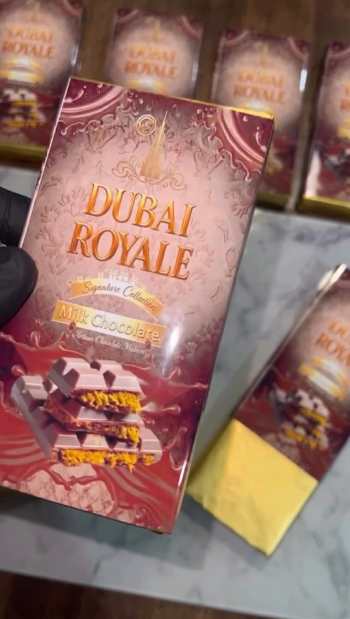 Dubai Royale Milk Chocolate Bar (6pcs Bars)